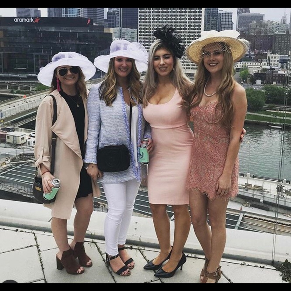 Express lace dress - Picture 6 of 8